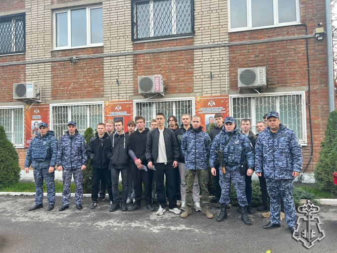 В АКСАЕ СОТРУДНИКИ ВНЕВЕДОМСТВЕННОЙ ОХРАНЫ ПРОВЕЛИ ДЕНЬ ОТКРЫТЫХ ДВЕРЕЙ