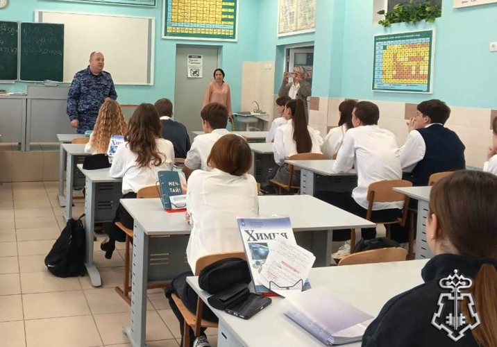 ПАМЯТЬ ГЕРОЕВ ОТЕЧЕСТВА ПОЧТИЛИ СОТРУДНИКИ ВНЕВЕДОМСТВЕННОЙ ОХРАНЫ В РОСТОВСКОЙ ОБЛАСТИ 