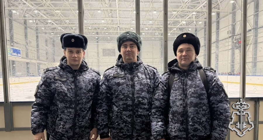 В ГОРОДЕ НОВОШАХТИНСКЕ СОТРУДНИКИ ВНЕВЕДОМСТВЕННОЙ ОХРАНЫ ПРИНЯЛИ УЧАСТИЕ В ОБЕСПЕЧЕНИИ ОБЩЕСТВЕННОГО ПОРЯДКА ВО ВРЕМЯ ПРОВЕДЕНИЯ СОРЕВНОВАНИЙ ПО ФИГУРНОМУ КАТАНИЮ