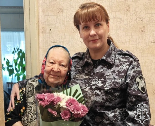 «МИНУТА МОЛЧАНИЯ» СОТРУДНИКИ ПОДРАЗДЕЛЕНИЙ ВНЕВЕДОМСТВЕННОЙ ОХРАНЫ РОСТОВСКОЙ ОБЛАСТИ ПОЧТИЛИ ПАМЯТЬ СВОИХ КОЛЛЕГ ПОГИБШИХ ПРИ ИСПОЛНЕНИИ СЛУЖЕБНОГО ДОЛГА