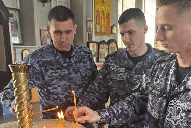 «С ВЕРОЙ В СЕРДЦЕ И В ДУШЕ» СОТРУДНИКИ ВНЕВЕДОМСТВЕННОЙ ОХРАНЫ РОСТОВСКОЙ ОБЛАСТИ ПРОВЕЛИ ВСТРЕЧИ С ДУХОВНЫМИ НАСТАВНИКАМИ СВОИХ ПОДРАЗДЕЛЕНИЙ И СОВЕРШИЛИ МОЛЕБНЫ ЗА ЗДРАВИЕ ВСЕХ ЗАЩИТНИКОВ ПРАВОПОРЯДКА