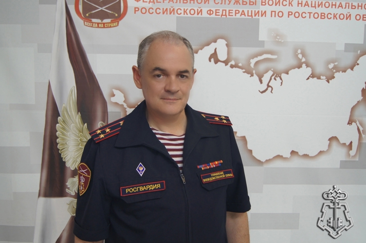 Начальник Управления вневедомственной охраны Ростовской области поздравил женщин с 8 Марта!