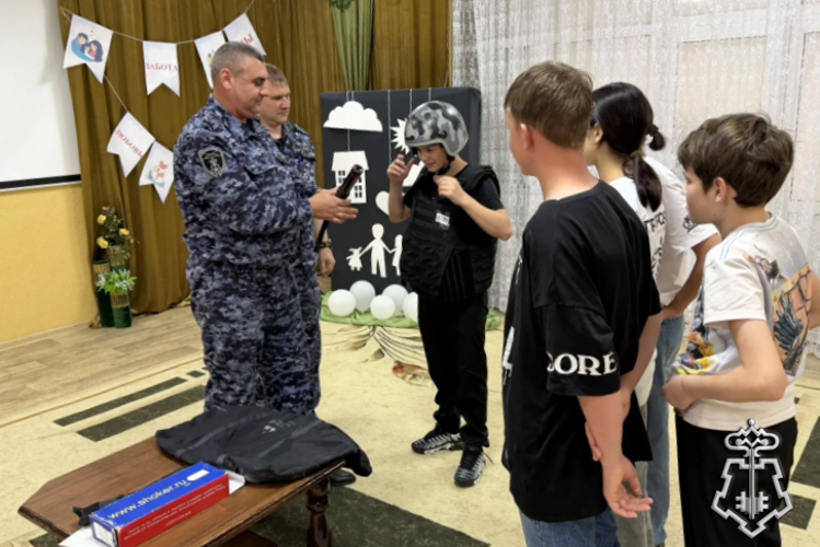 ТЕМАТИЧЕСКИЕ МЕРОПРИЯТИЯ, ПОСВЯЩЕННЫЕ МЕЖДУНАРОДНОМУ ДНЮ ЗАЩИТЫ ДЕТЕЙ, ПРОВЕЛИ В РОСТОВСКОЙ ОБЛАСТИ СОТРУДНИКИ ВНЕВЕДОМСТВЕННОЙ ОХРАНЫ