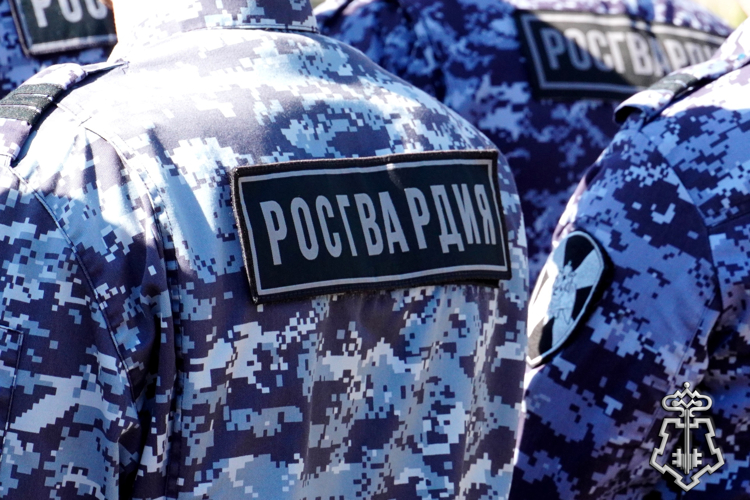 В МЯСНИКОВСКОМ РАЙОНЕ СОТРУДНИКИ ВНЕВЕДОМСТВЕННОЙ ОХРАНЫ ЗАДЕРЖАЛИ ПРАВОНАРУШИТЕЛЯ НАХОДЯЩЕГОСЯ В ФЕДЕРАЛЬНОМ РОЗЫСКЕ